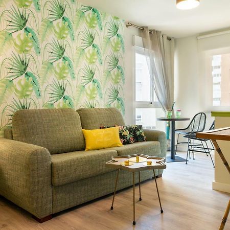 Malagueta Malibu Apartment มาลากา ภายนอก รูปภาพ