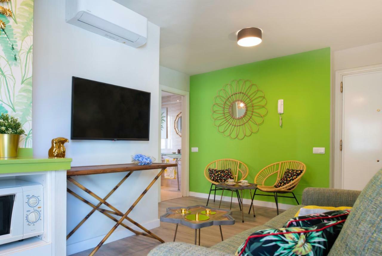 Malagueta Malibu Apartment มาลากา ภายนอก รูปภาพ