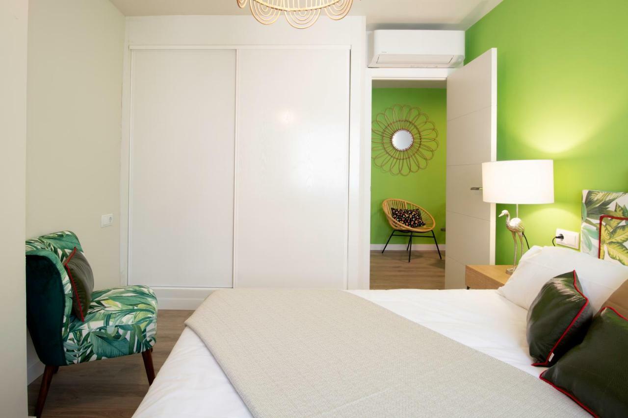 Malagueta Malibu Apartment มาลากา ภายนอก รูปภาพ